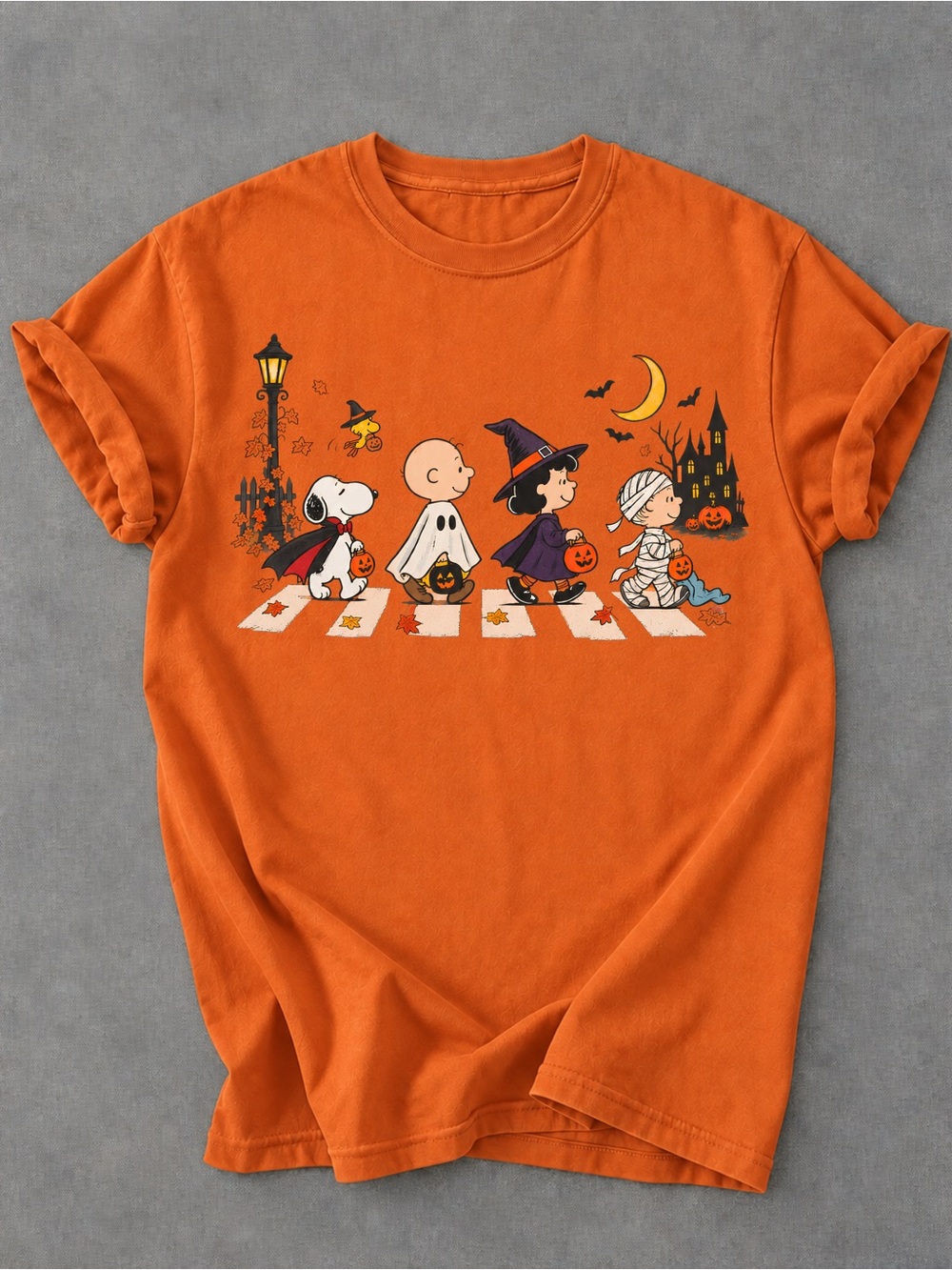Gildan Orange Peanuts Halloween Tee, Snoopy & Friends Graphic Shirt - Picture 2 of 3